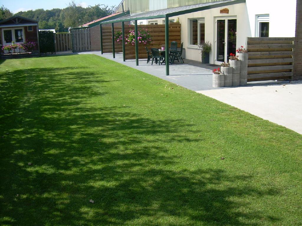 Camping En Vakantiewoning 'Ut Tumpke' Kessel  Rom bilde